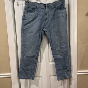 Relaxed Fit Men's Light Wash Denim Jeans